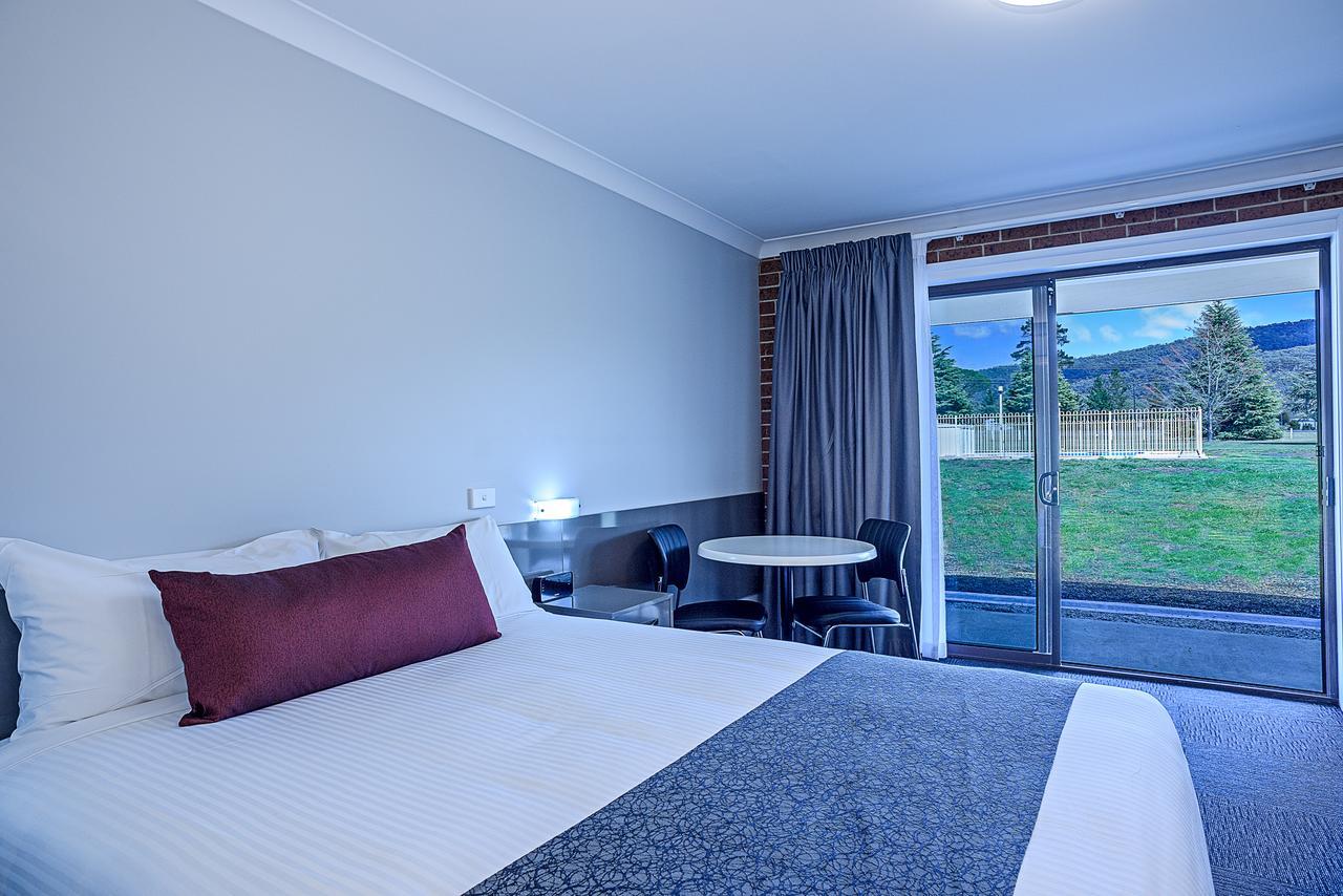 Bushman'S Motor Inn ลิทโกว์ ภายนอก รูปภาพ